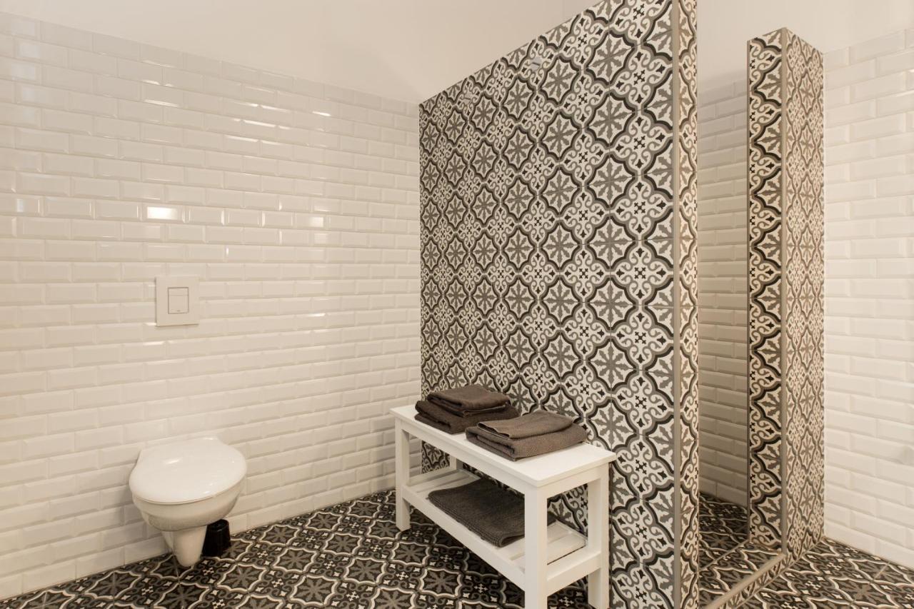 King Rustik & Central Apartment Budapest Esterno foto